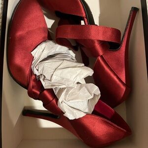 Red Satin Shoe. BCBG. NIB